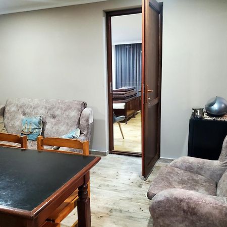 Guest House Agmashenebeli 229 Kobuleti Ngoại thất bức ảnh