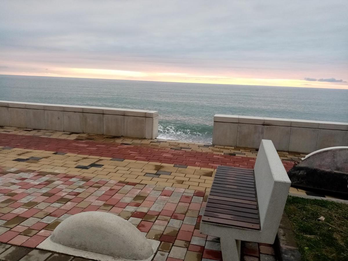 Guest House Agmashenebeli 229 Kobuleti Ngoại thất bức ảnh