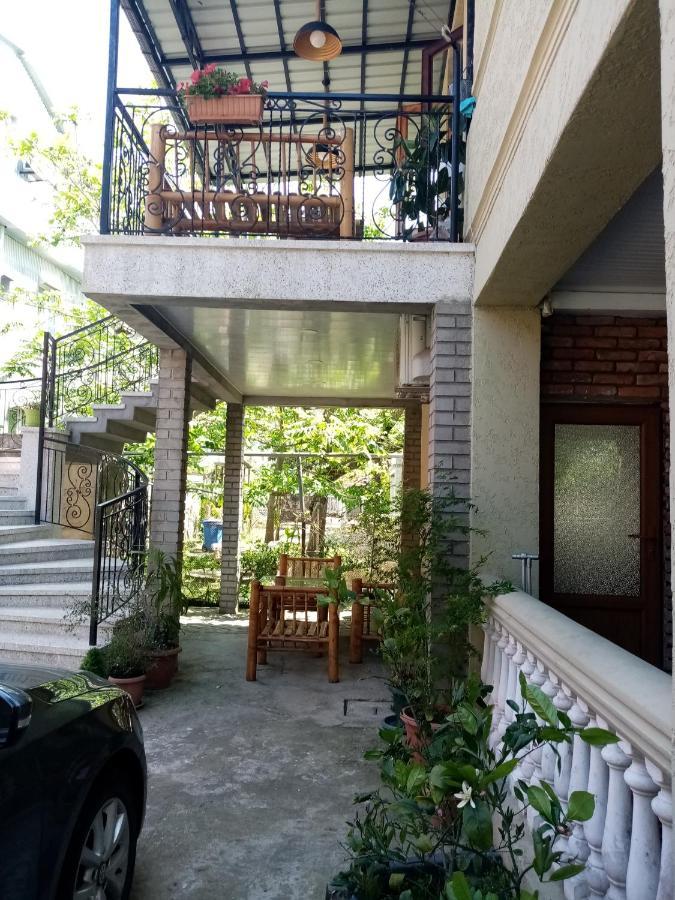 Guest House Agmashenebeli 229 Kobuleti Ngoại thất bức ảnh