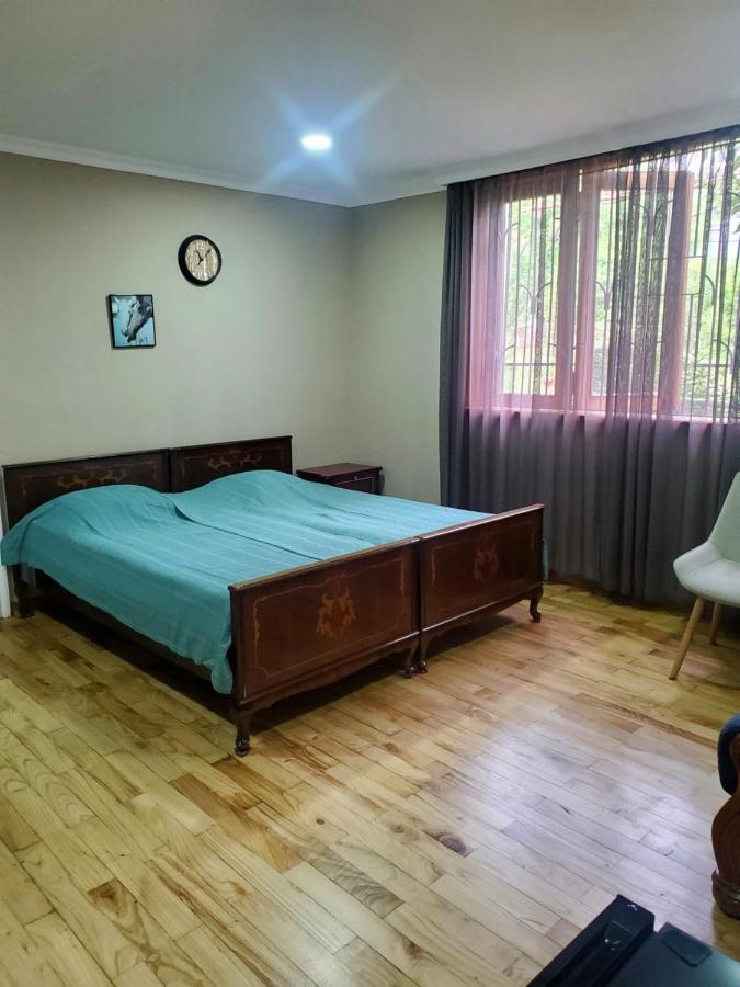 Guest House Agmashenebeli 229 Kobuleti Ngoại thất bức ảnh