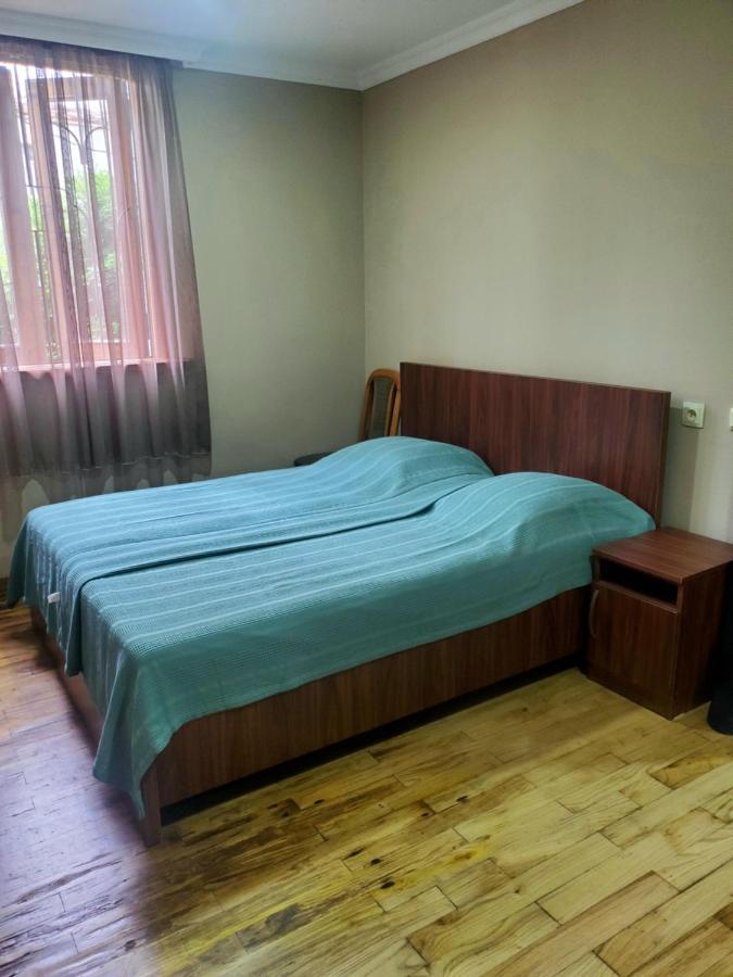 Guest House Agmashenebeli 229 Kobuleti Ngoại thất bức ảnh