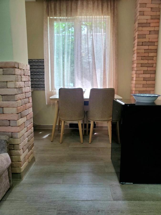 Guest House Agmashenebeli 229 Kobuleti Ngoại thất bức ảnh