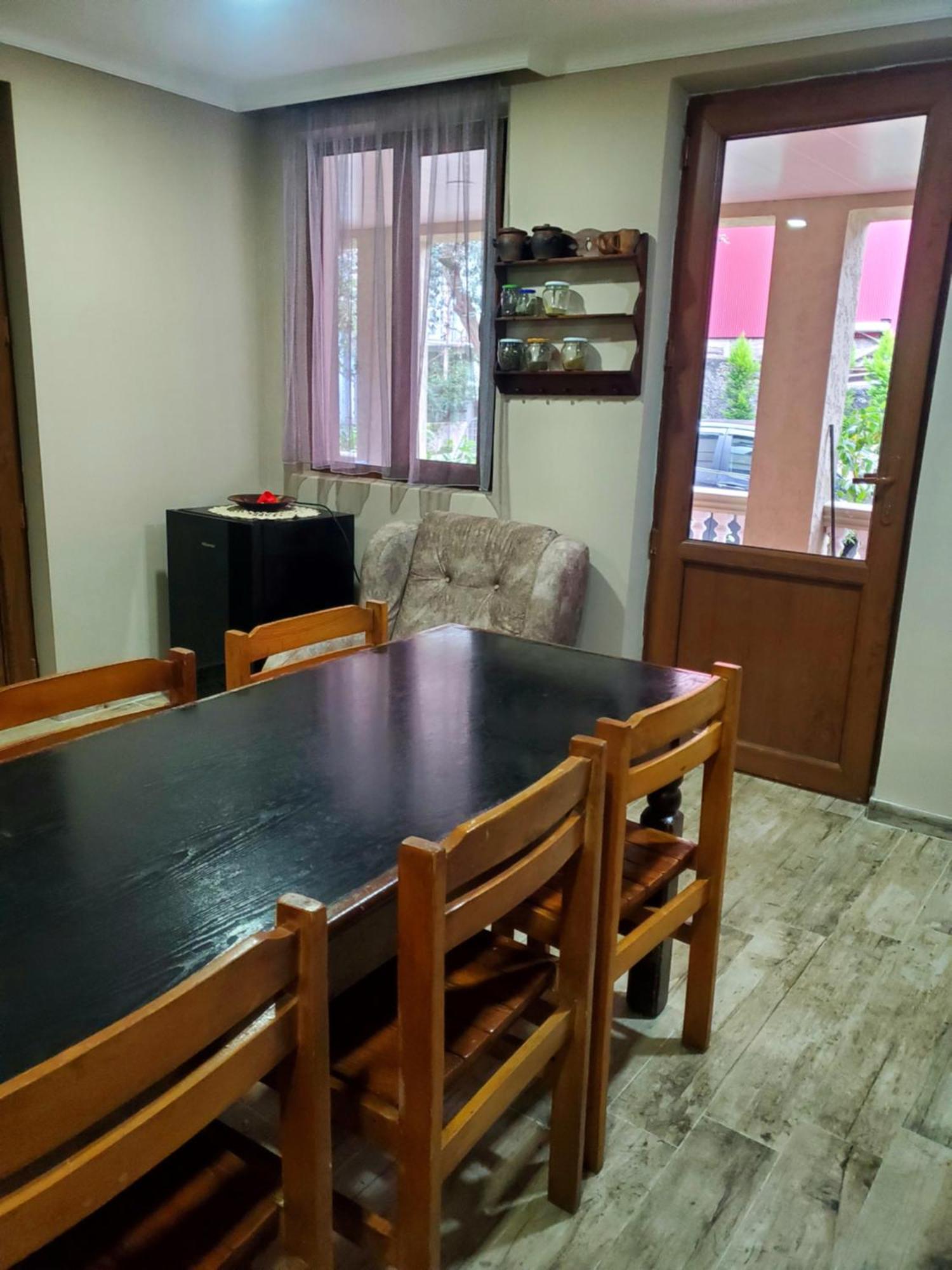Guest House Agmashenebeli 229 Kobuleti Ngoại thất bức ảnh